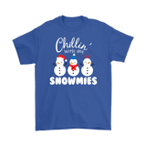 Chillin with My SNOWMIES Short Sleeve Unisex T-Shirt